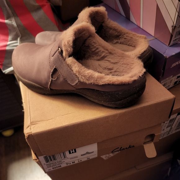 Clark's fully lined clogs - brown - size 7 - Picture 2 of 3